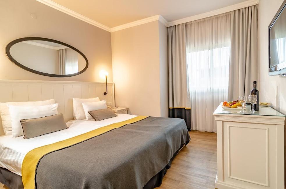Royal Plaza Hotel Tiberias Exterior photo